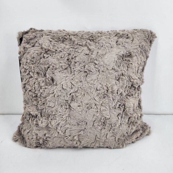 UGG Adalee Faux Fur Accent 20 in x 20 in Throw Pillow in Oyster NWT - Picture 1 of 6